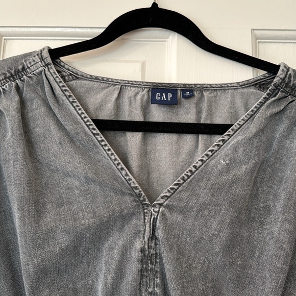 Puff Sleeve Denim Peplum Top - Picture 4 of 5
